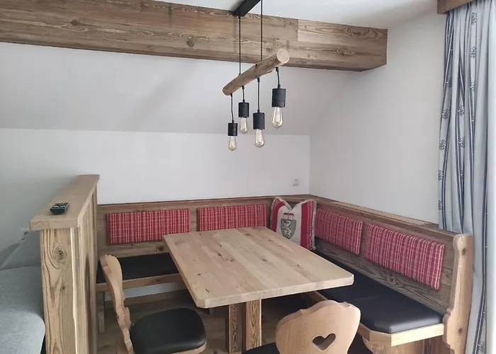 Bauernhof - Beim Zefferer 홈스테이 *